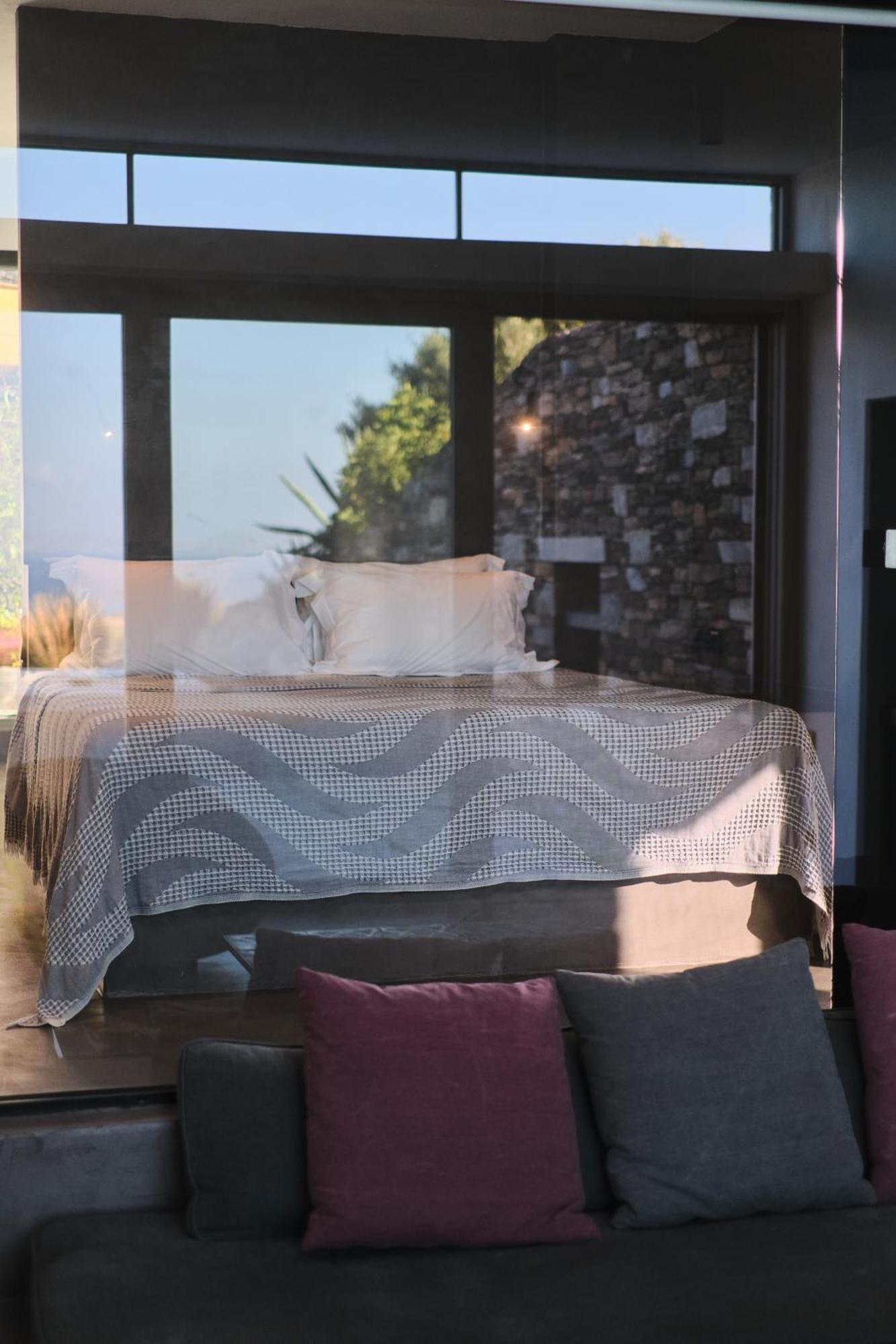 Hidden Retreats Kythera